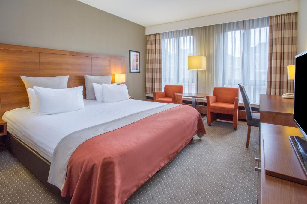 Crowne Plaza Maastricht by IHG - Resim 39