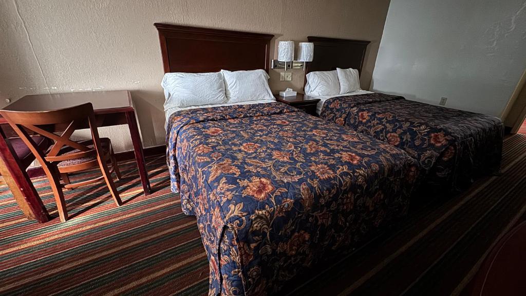 Rodeway Inn Dunmore - Quarto Duplo Com 2 Camas De Casal - Não Fumantes