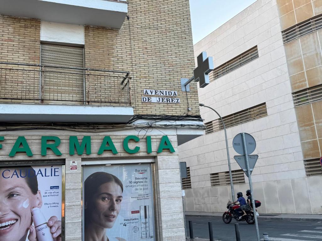 FastLatin Home Sevilla - Resim 13