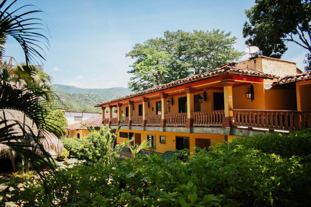 Hotel Portón del Sol