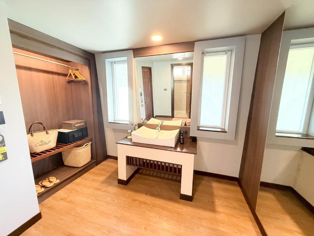 Cocohut Beach Resort Koh Phangan - 5