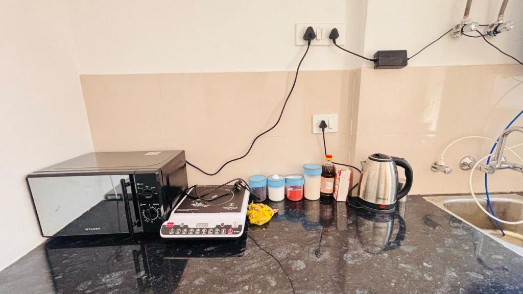 Φωτογραφία από το άλμπουμ του Modern & stylish 1bhk near expo mart σε Greater Noida