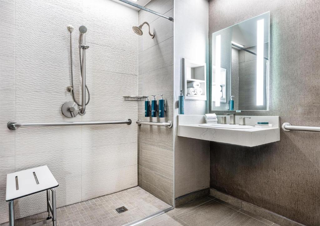 Hilton DFW Lakes Executive Conference Center - 