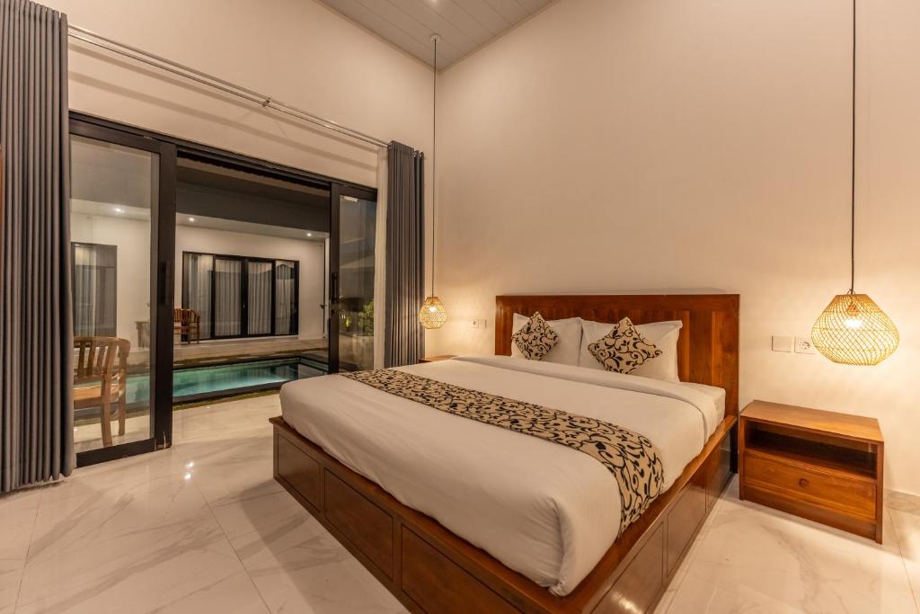 Mengkik Guest House - Double Room With Pool View