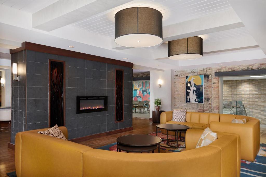 Homewood Suites by Hilton Grand Rapids Downtown photo