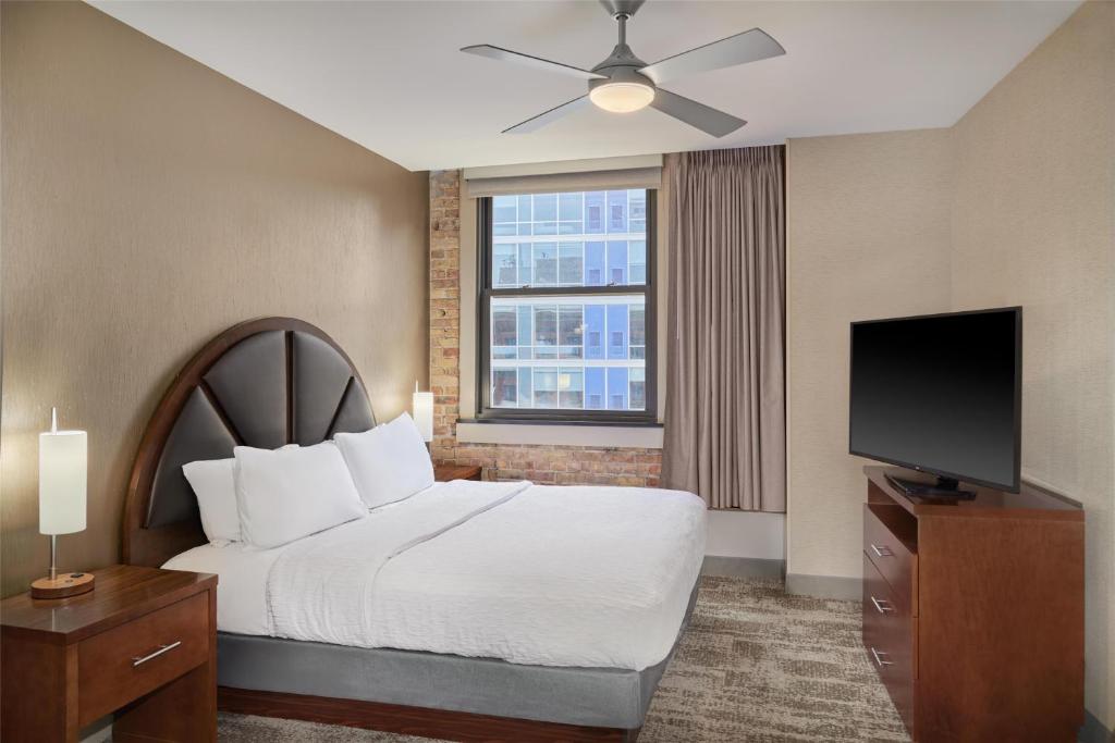 Homewood Suites by Hilton Grand Rapids Downtown photo