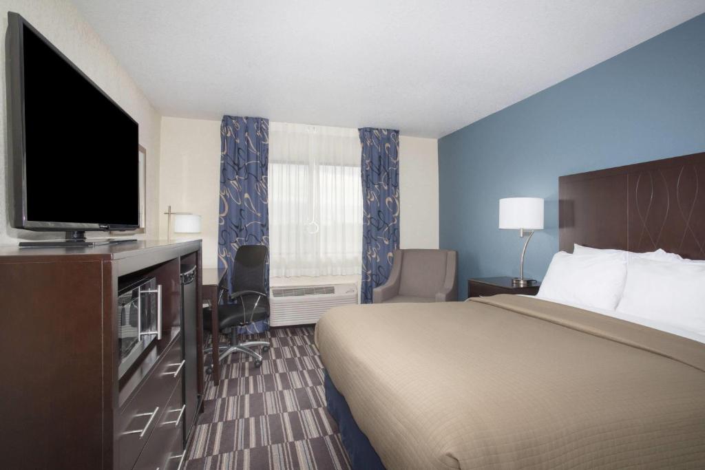 AmericInn by Wyndham Mount Pleasant - キング スタジオスイート（禁煙）