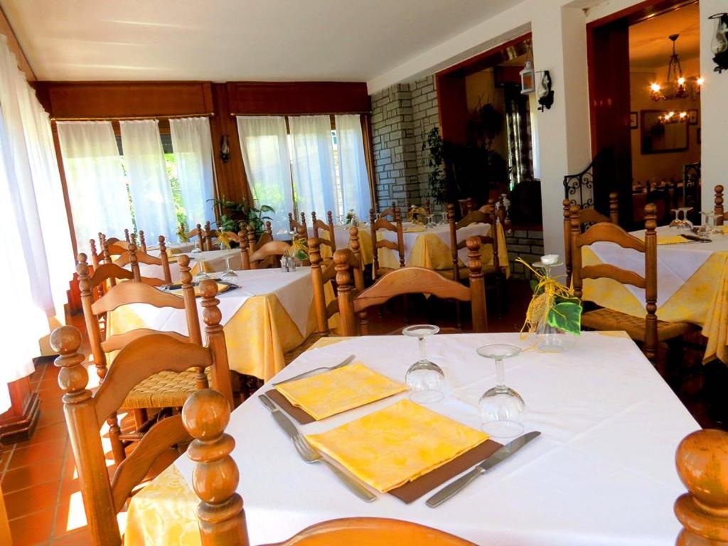Restaurace v ubytování Albergo Ristorante Canetta