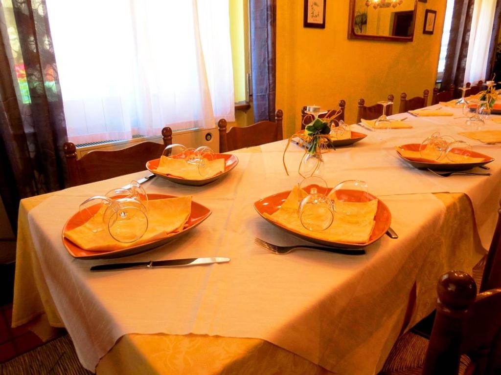 Jídlo v hotelu nebo okolí