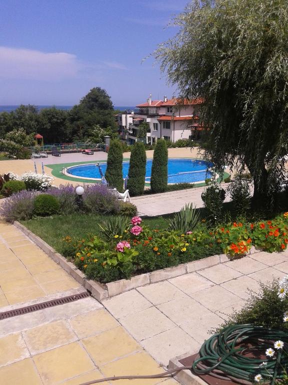 The swimming pool at or close to Caprice Apartment in Lozenec