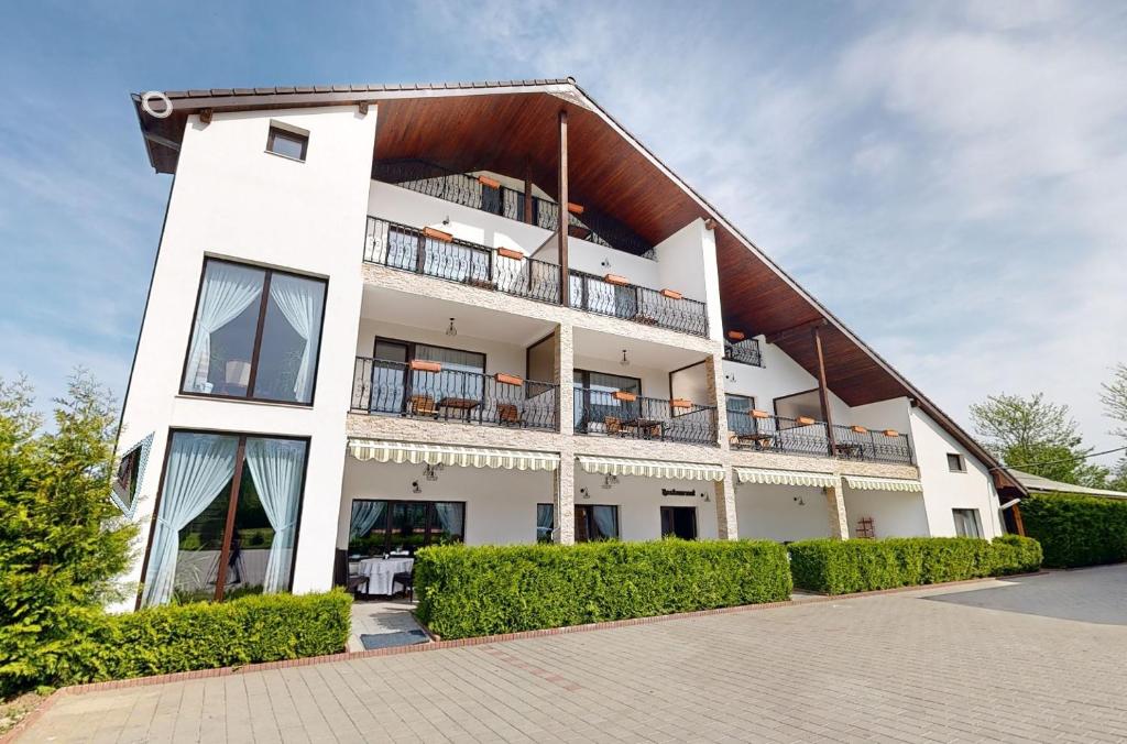 Το κτήριο όπου στεγάζεται  ο ξενώνας