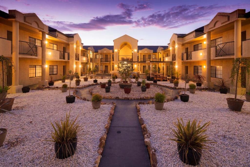 Canberra Parklands Central Apartment Hotel Official - Resim 11