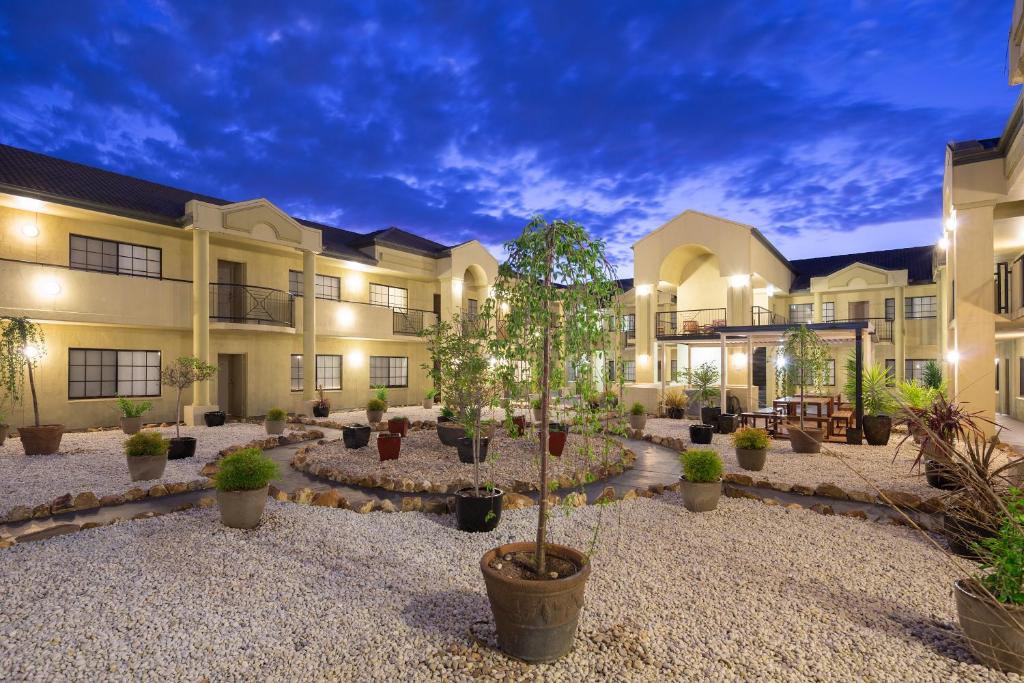 Canberra Parklands Central Apartment Hotel Official - Resim 18