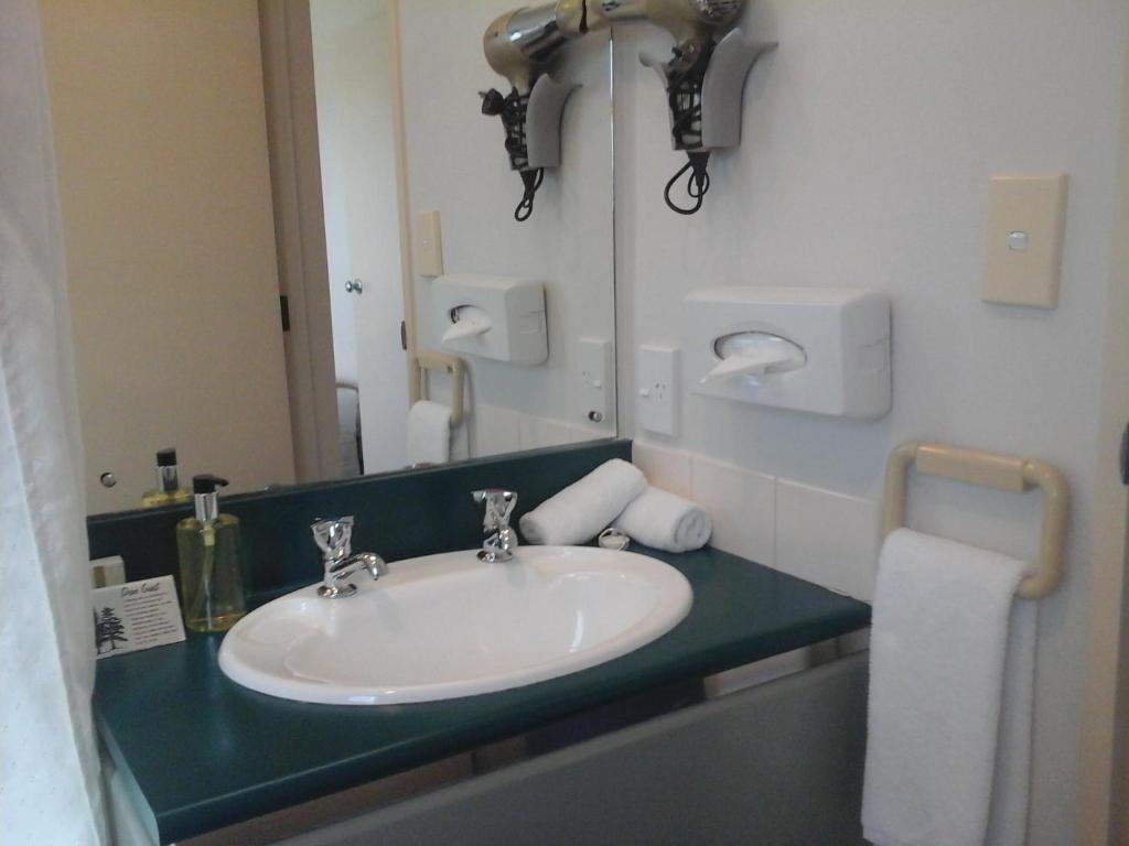 South Park Motel - Resim 7