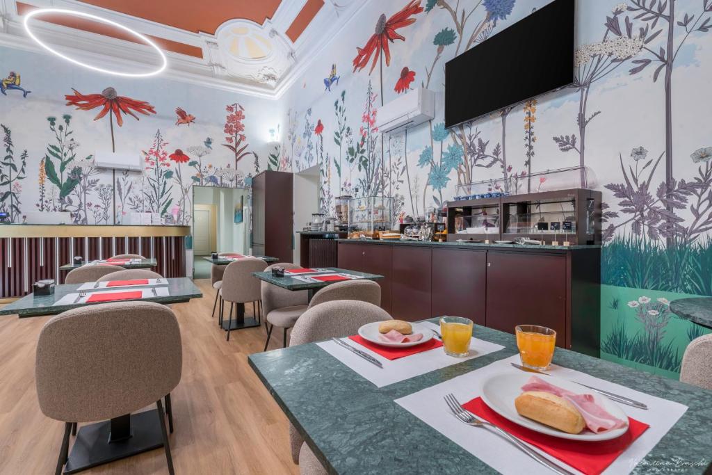 Hotel AdamasHotel in Florence photo