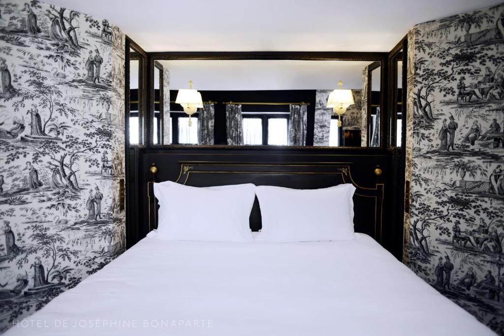 Hôtel de Joséphine BONAPARTE - 13