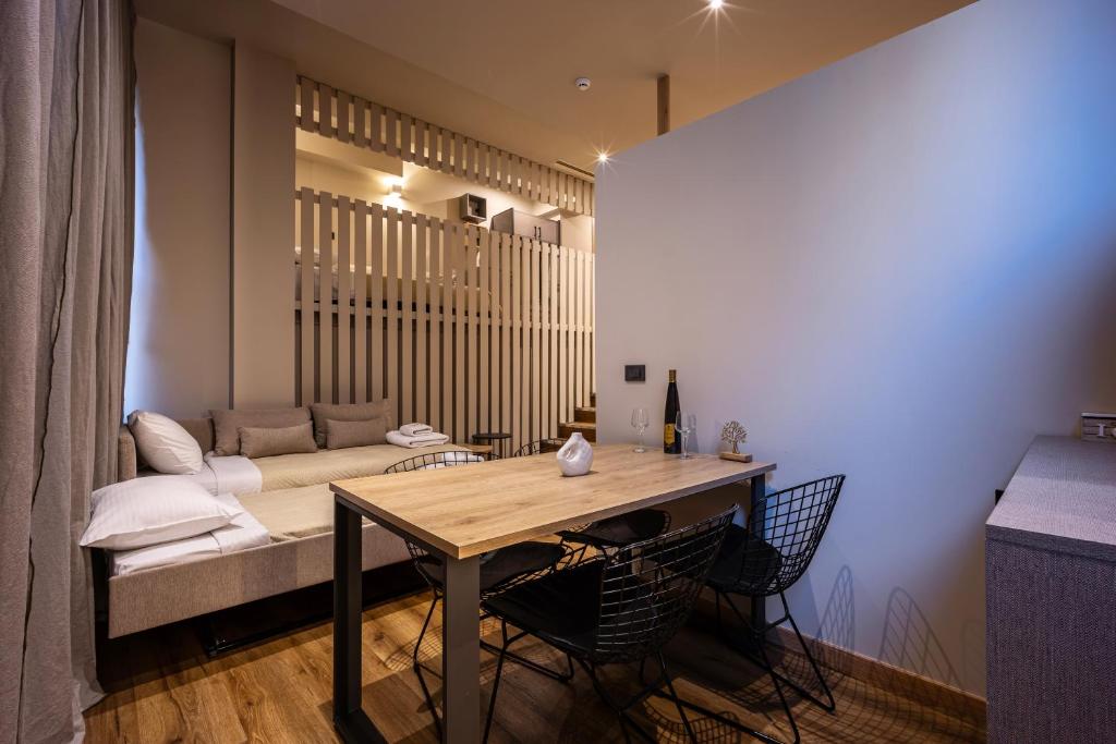 Bliss Luxury Apartments - 15