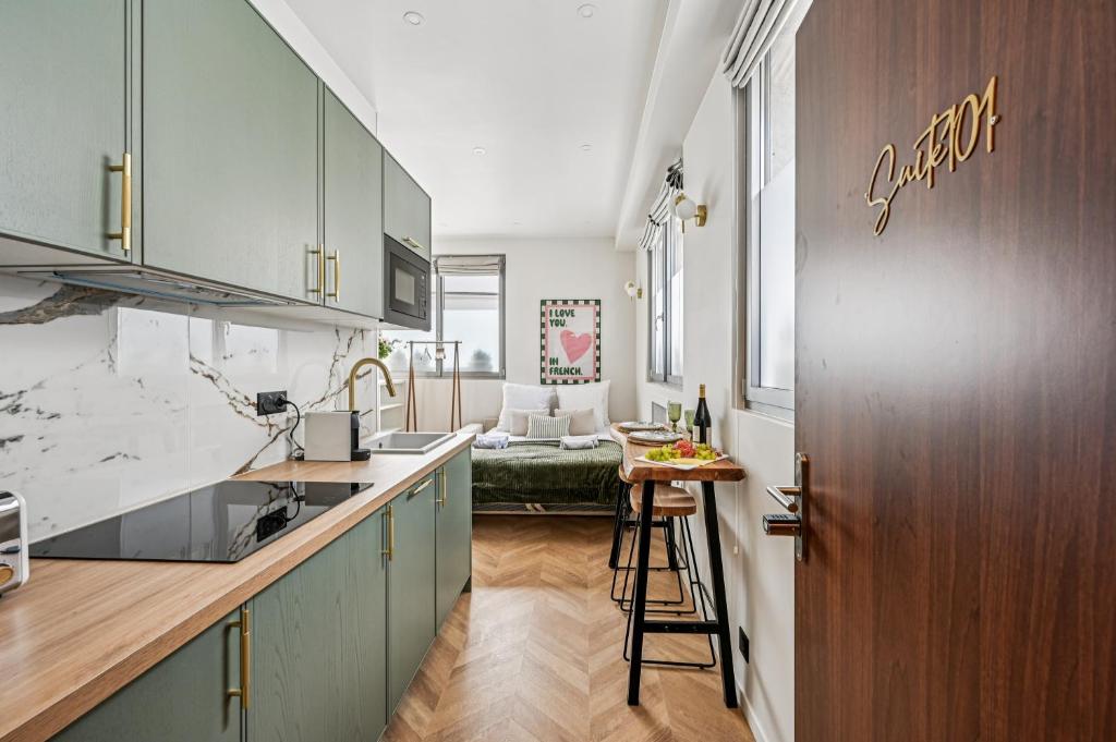 Lavie Maison Studio AC & Hot Tub
