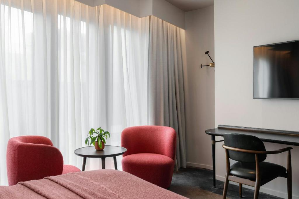 The Stratford Hotel London - 