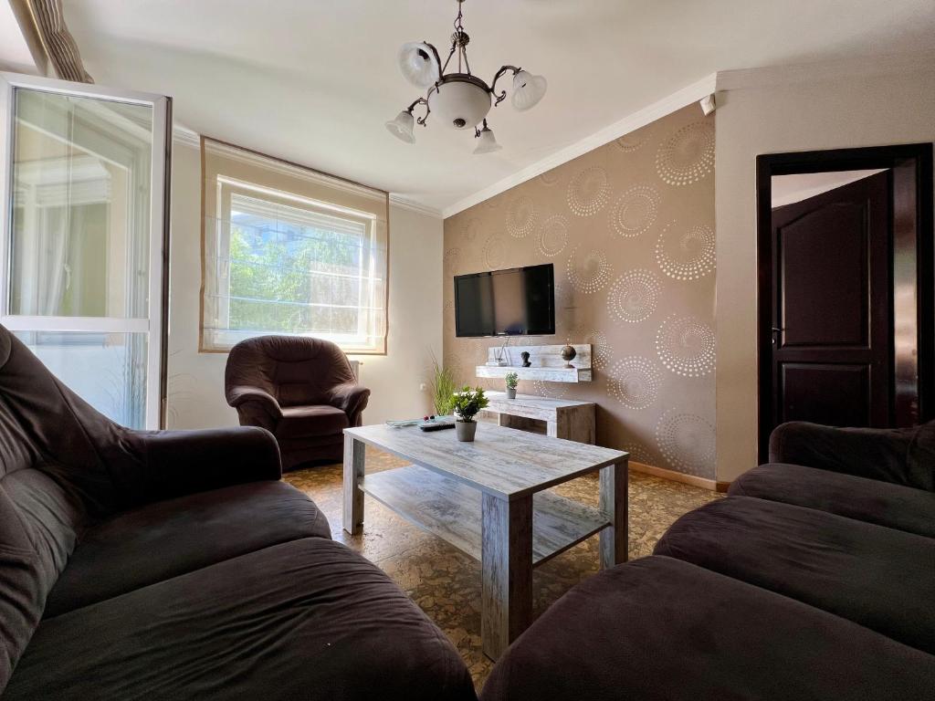 Kuchyň nebo kuchyňský kout v ubytování Great Forest Family Apartment