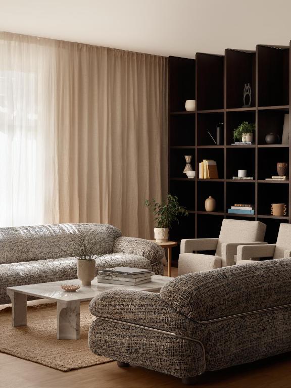 Bob W Munich Schwabing - Resim 12