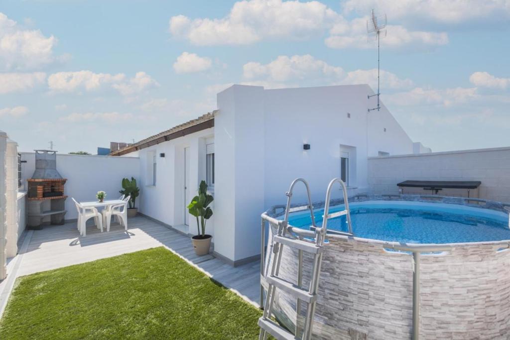 Πισίνα στο ή κοντά στο Villa Kaki