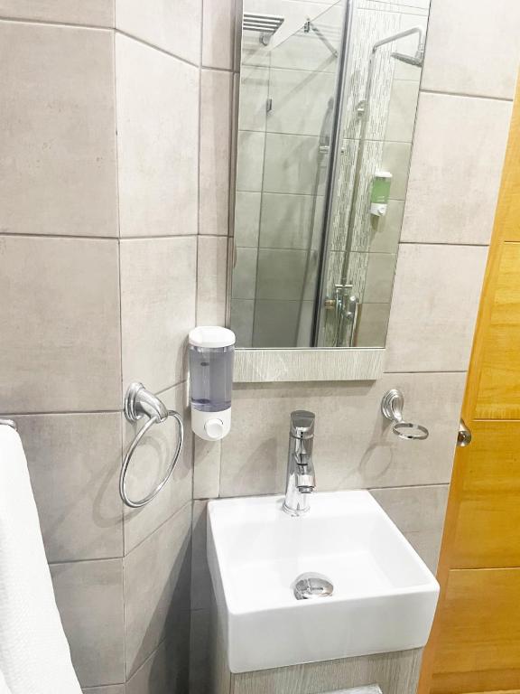 City Caribbean Hotel Boutique - Deluxe Apartment Mit 2 Schlafzimmern