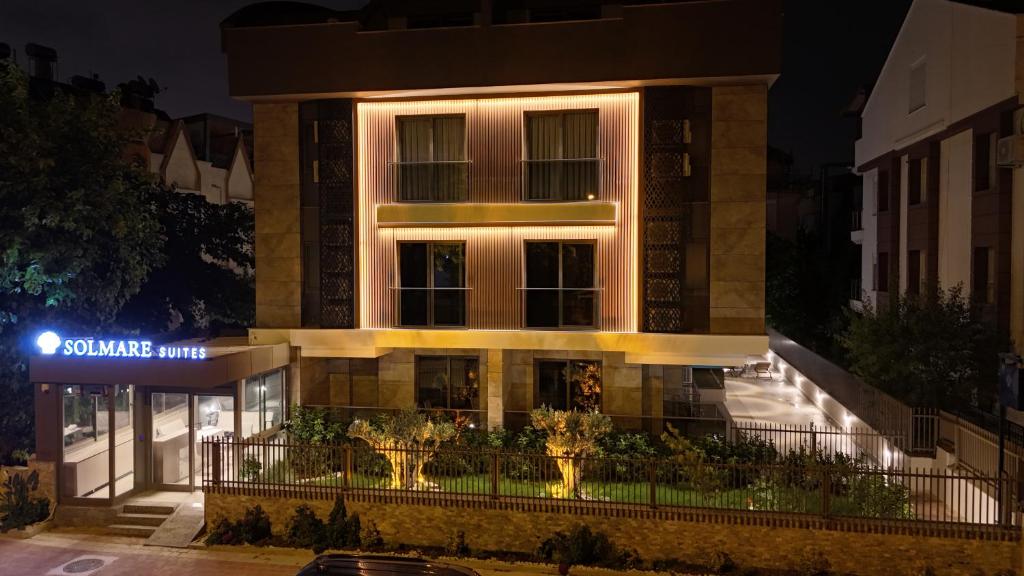 Solmare Suites در آنتالیا