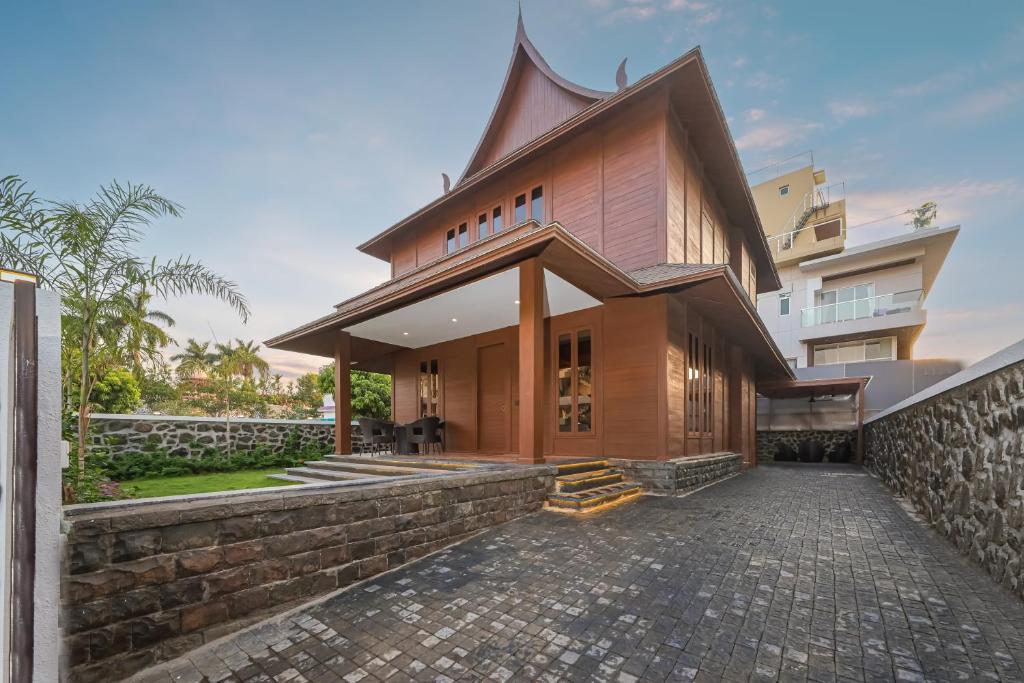 Το κτήριο όπου στεγάζεται  η παραθεριστική κατοικία