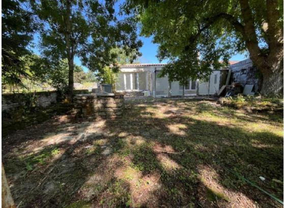 Κήπος έξω από το Maison de vacances dans les Marais