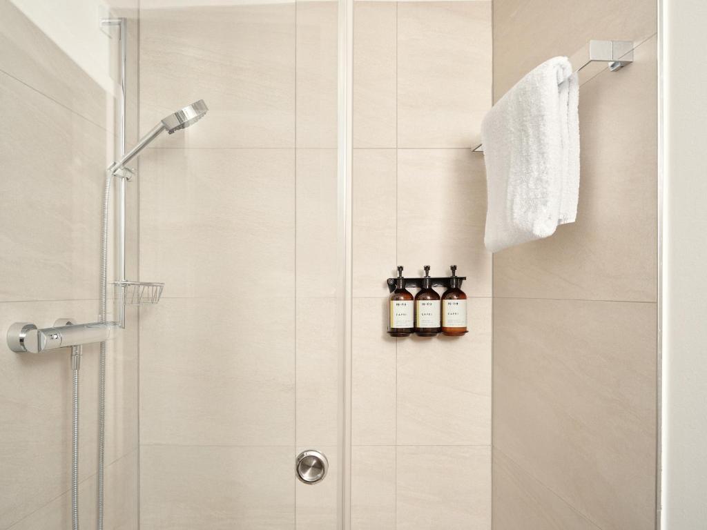 Bob W Munich Old Town - Resim 9