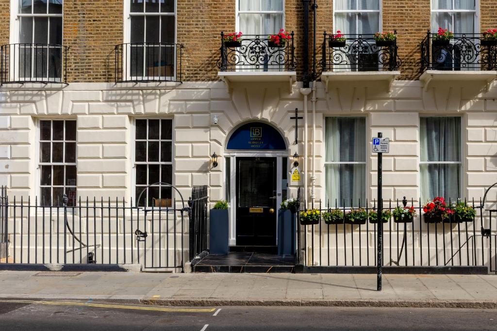 Upper Berkeley Hotel - Resim 43