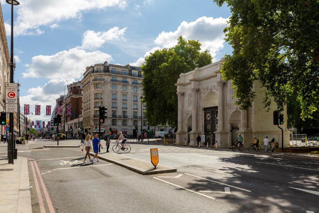 Upper Berkeley Hotel - Resim 45