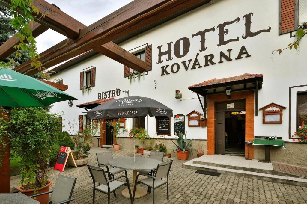 Budova, kde se hotel nachází