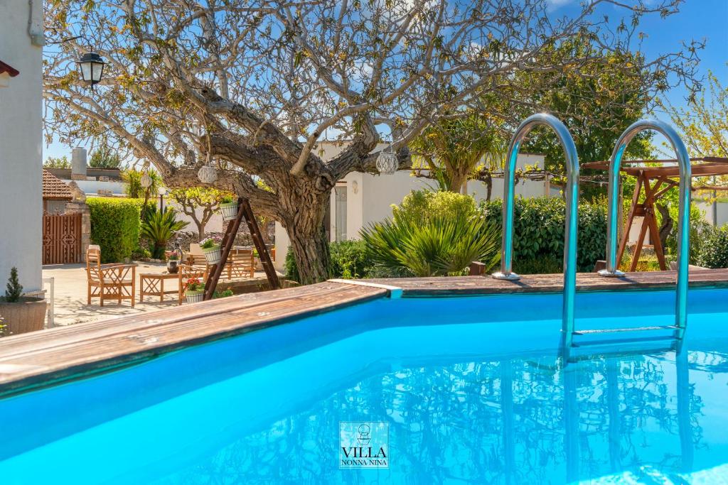 Villa Nonna Nina with Swimming Pool - Two-Bedroom Villa