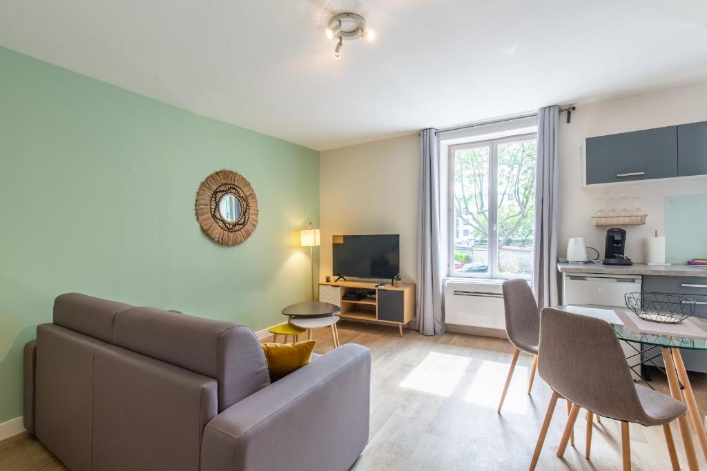 Le Creuzot, Studio proche de la place Wilson