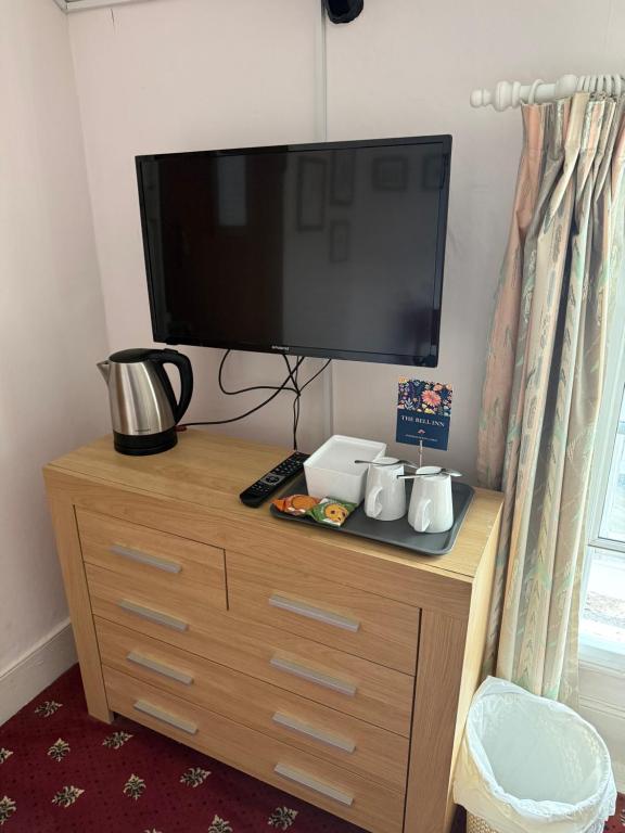 The Bell Inn - Deluxe Double Room With Shower