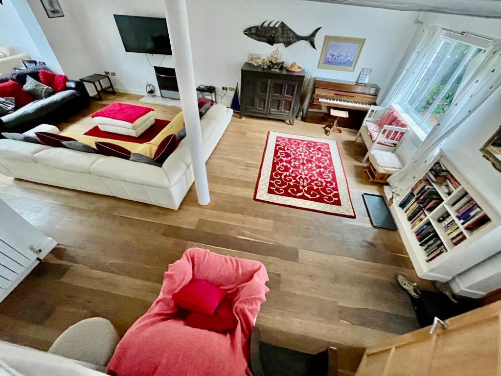 Χώρος καθιστικού στο Harbourways, Coastal Retreat for Contractors & Leisure, Pet Friendly, Free Parking & Walk to Pubs