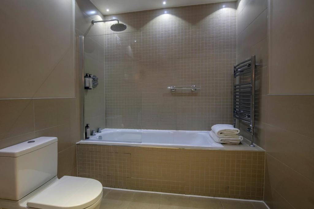 Crabwall Manor & Spa - BW Signature Collection - Resim 28