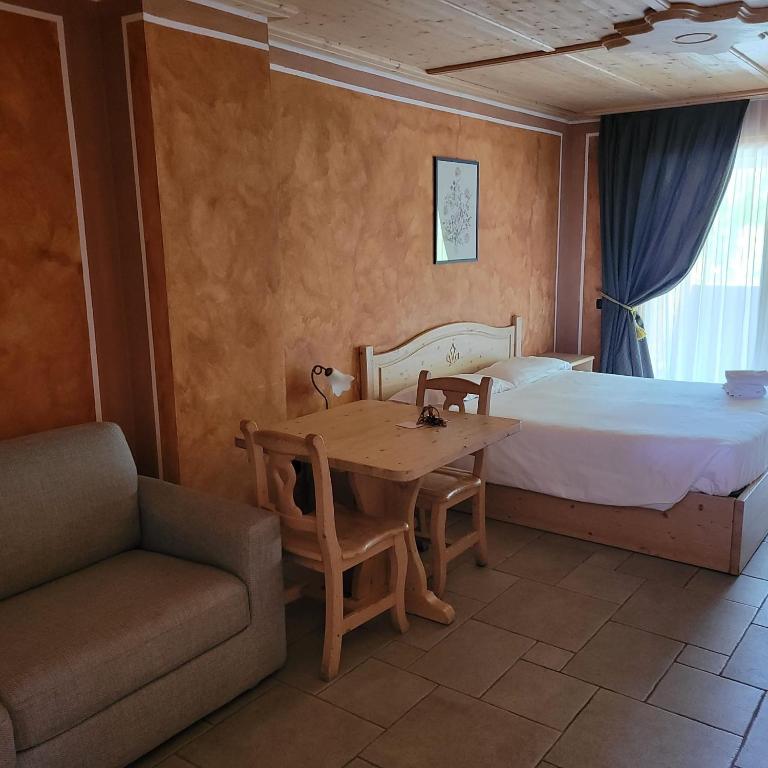 Boscone Suite Hotel - Deluxe Suite