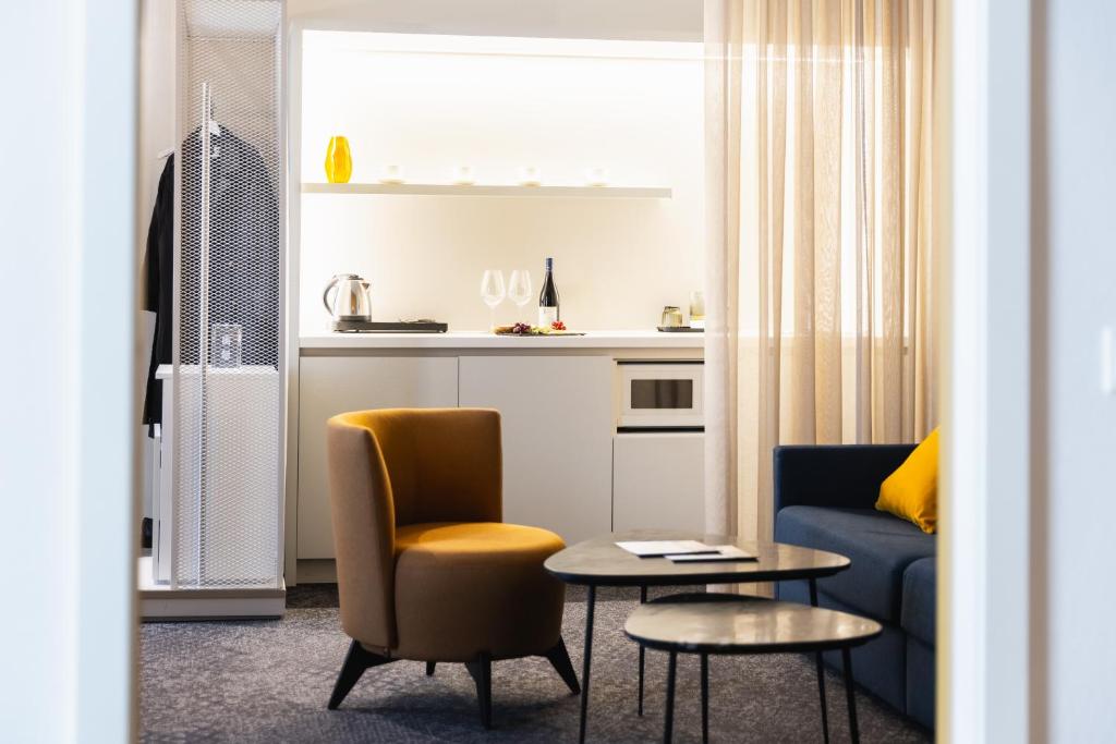 HiLight Suites Hotel - Resim 4