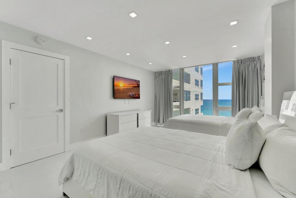Ocean Manor Beach Resort - 