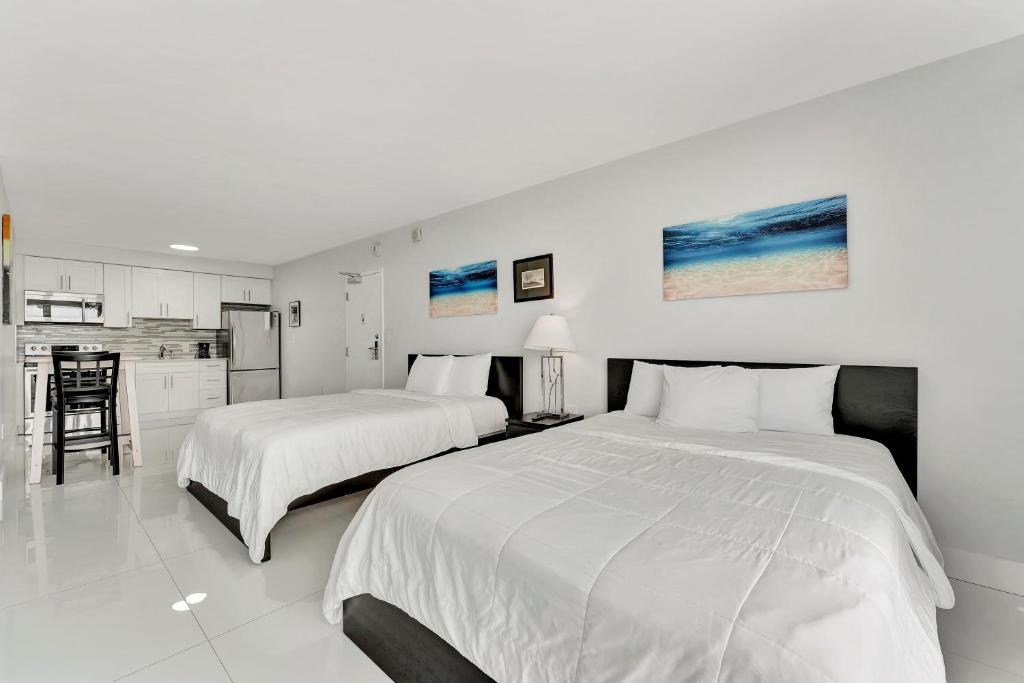 Ocean Manor Beach Resort - 