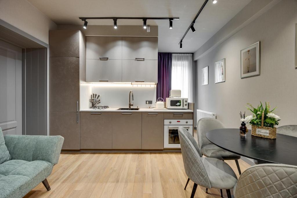 لابی و فضای عمومی Ninore Studio Apartment with Terrace - تصویر ۵