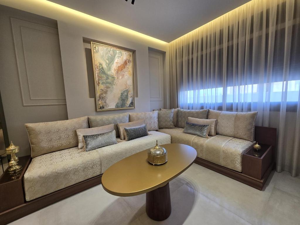 Luxury apartment - Two-Bedroom Apartment