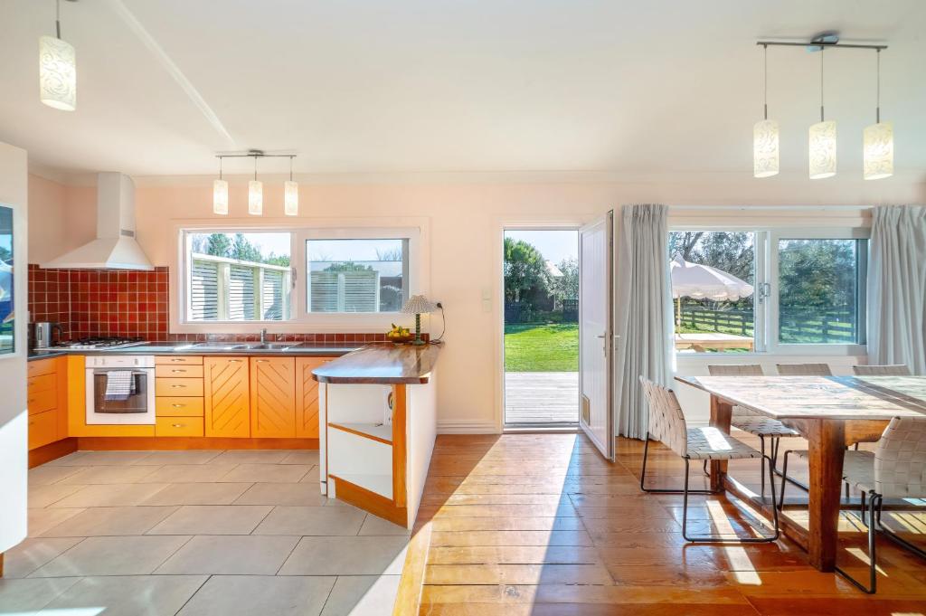 Walnut House - Resim 12