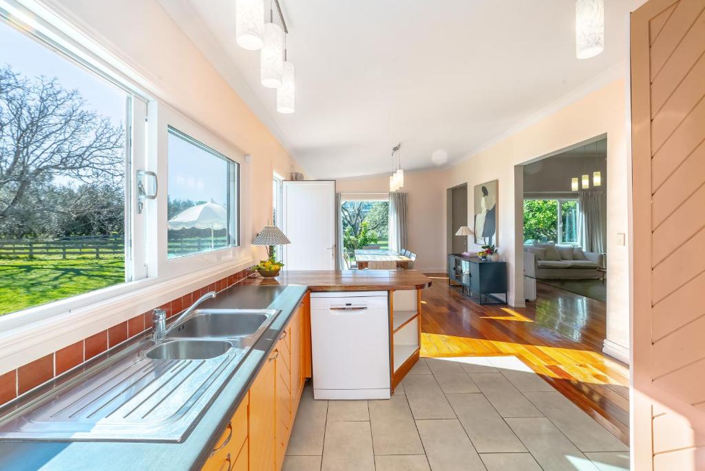 Walnut House - Resim 22