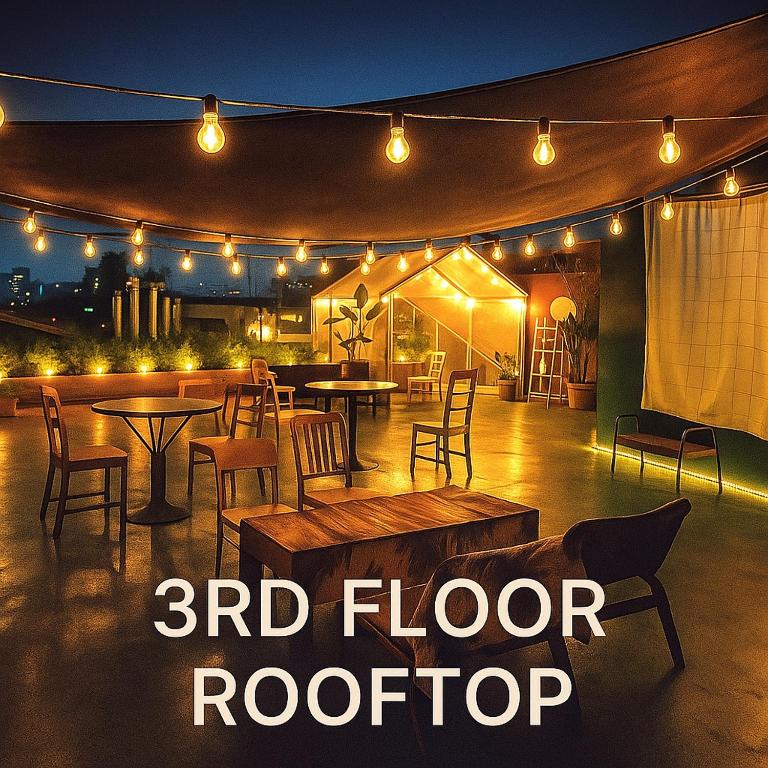 Shine Hotel - Housity