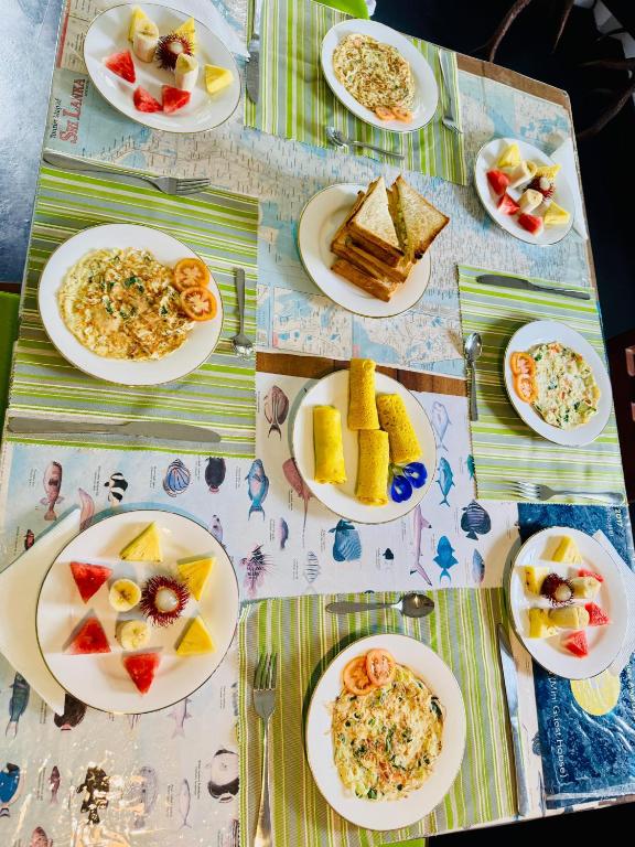 Sunstyle Mirissa Guest House - 1