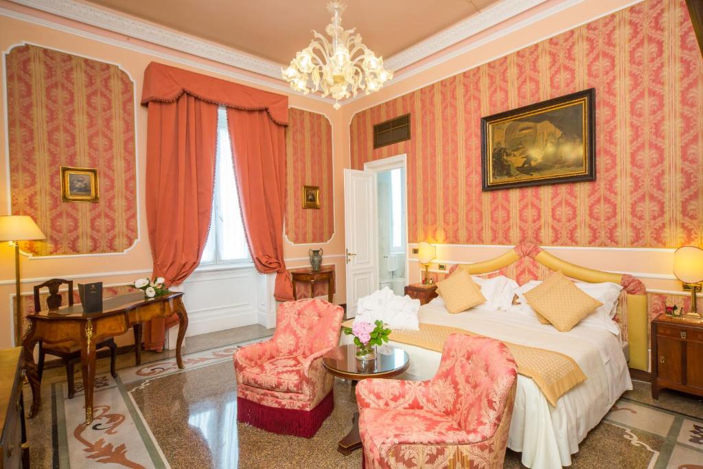 Istumisnurk majutusasutuses Hotel Bristol Palace